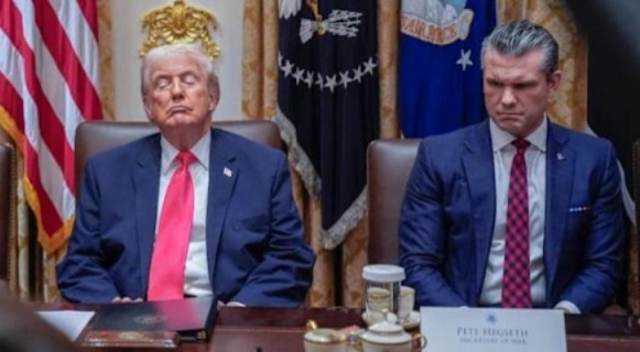 ক্যাবিনেট বৈঠকে নিদ্রাচ্ছন্ন ট্রাম্প! ভাইরাল ভিডিও