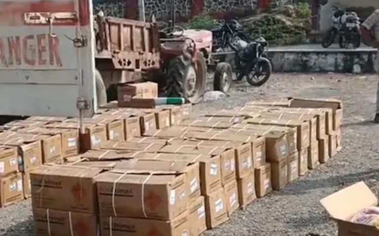 রাজস্থানে নাশকতার ছক বানচাল! উদ্ধার ট্রাকবোঝাই বিপুল বিস্ফোরক, গ্রেফতার ২