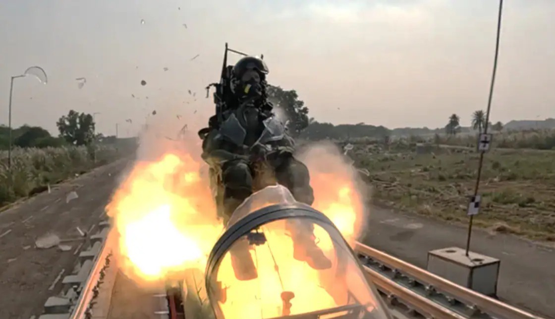 ডিআরডিও-র মুকুটে নয়া পালক, উচ্চগতির রকেট-স্লেড পরীক্ষায় সফল