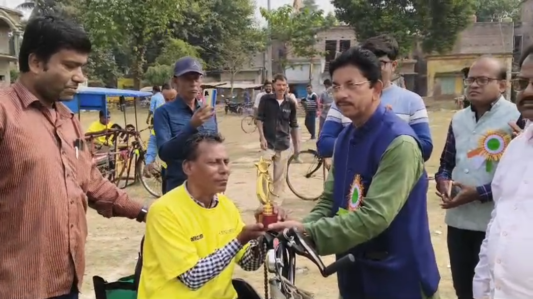 বিশ্ব প্রতিবন্ধী দিবসে সমাজকে অভিনব বার্তা , সমঅধিকারের বার্তা জীবনজ্যোতি সোসাইটির