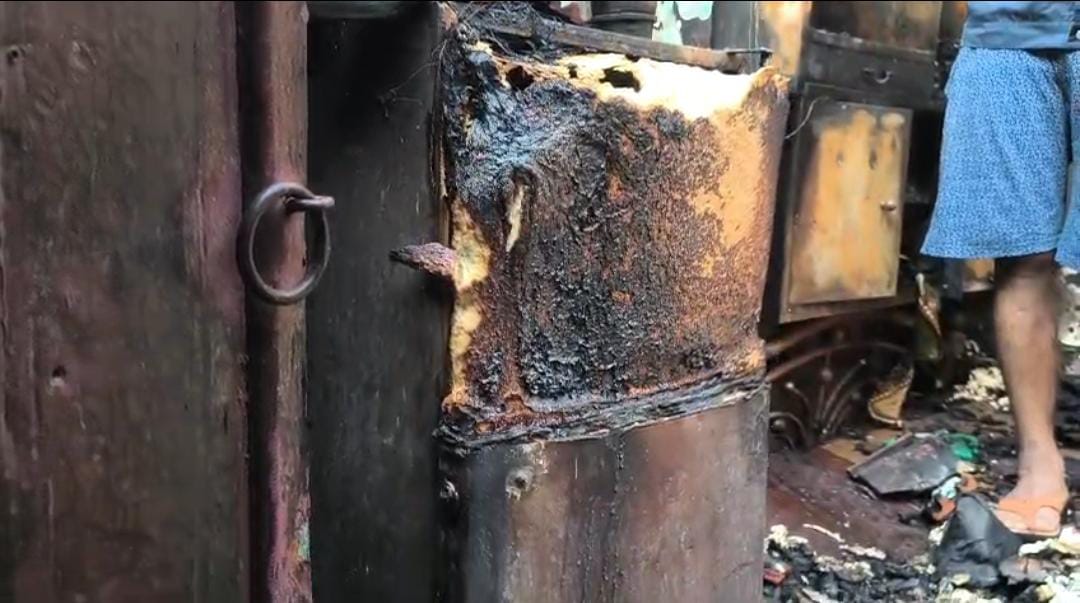 আনন্দপুরের পর গোয়াবাগান বস্তিতে ভয়াবহ আগুন , পুড়ে ছাই একাধিক বাড়ি