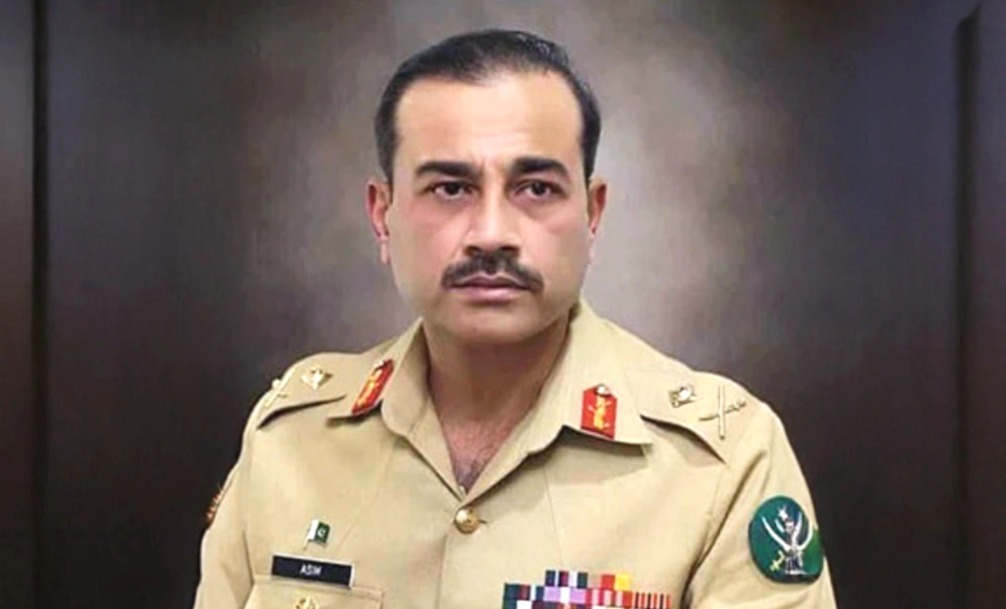 পাকিস্তানের ইতিহাসে প্রথম, ‘চিফ অব ডিফেন্স ফোর্সেস’ পদের দায়িত্বে মুনির