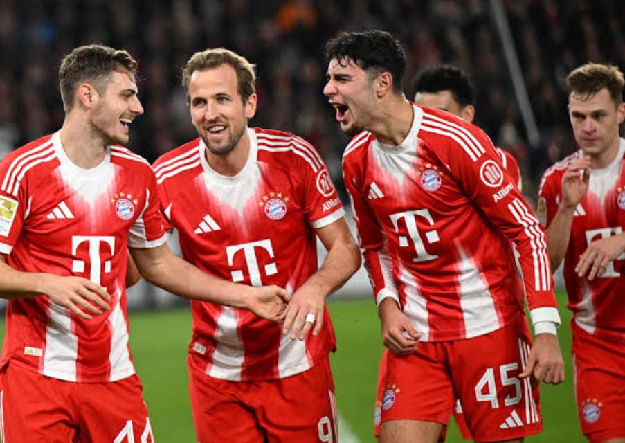 উয়েফা চ্যাম্পিয়ন্স লিগ , পিছিয়ে থেকেই জয়ী বায়ার্ন , স্বস্তির জয় লিভারপুলের