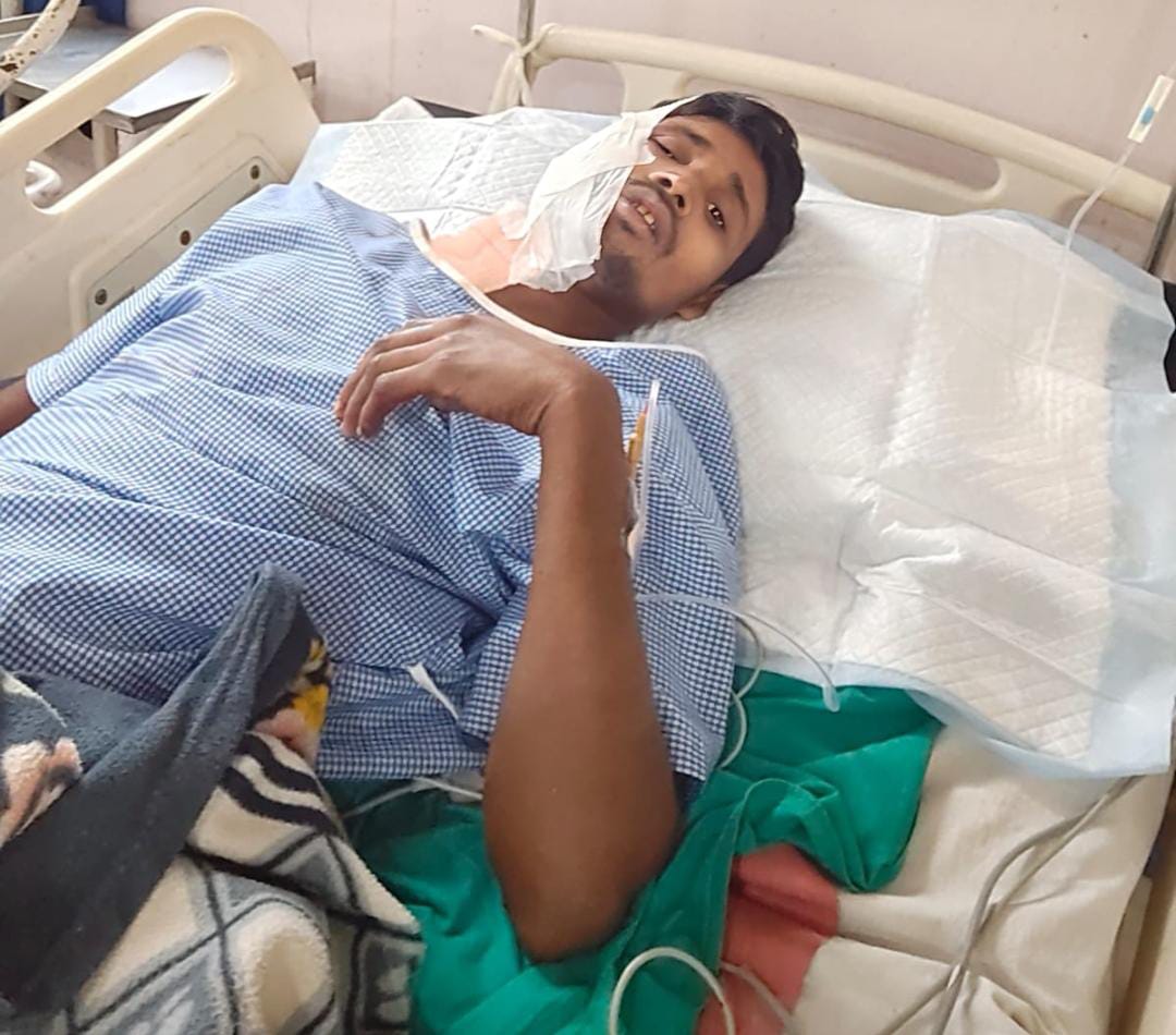 মায়ের নামে কটূক্তি , দুই পরিবারের মধ্যে চরম হাতাহাতি, গ্রেফতার ১