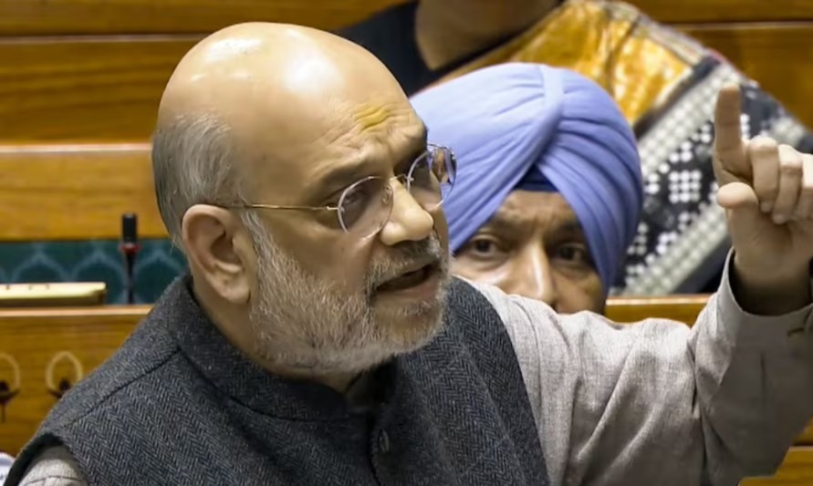 “SIR-এর কারণে বেশ কয়েকটি রাজনৈতিক দলের ঘা লাগবে”, সংসদে বিরোধীদের তোপ শাহের