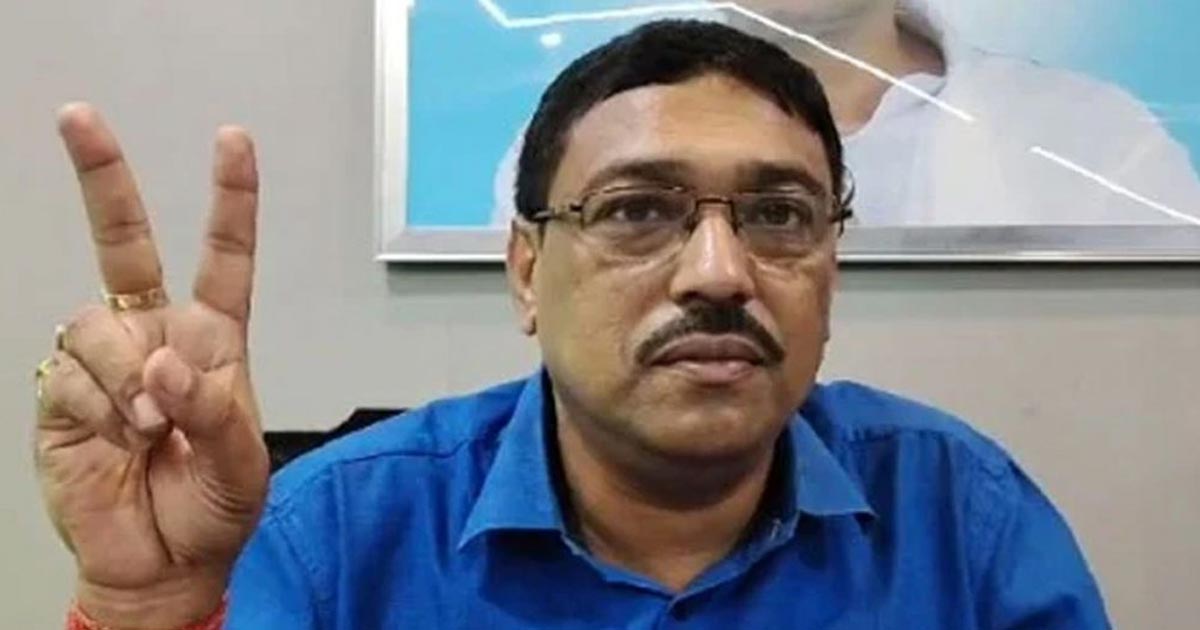 অপরিচিত নম্বর থেকে প্রাণনাশের হুমকি , থানায় অভিযোগ দায়ের নৈহাটির তৃণমূল বিধায়ক সনৎ দের