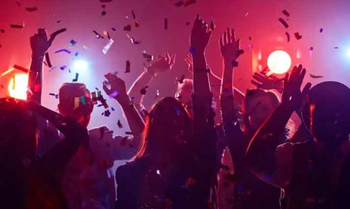 অভিশপ্ত ‘বির্চ’ থেকে শিক্ষা, উত্তর গোয়ার নাইটক্লাবগুলিতে নিষিদ্ধ আতসবাজি