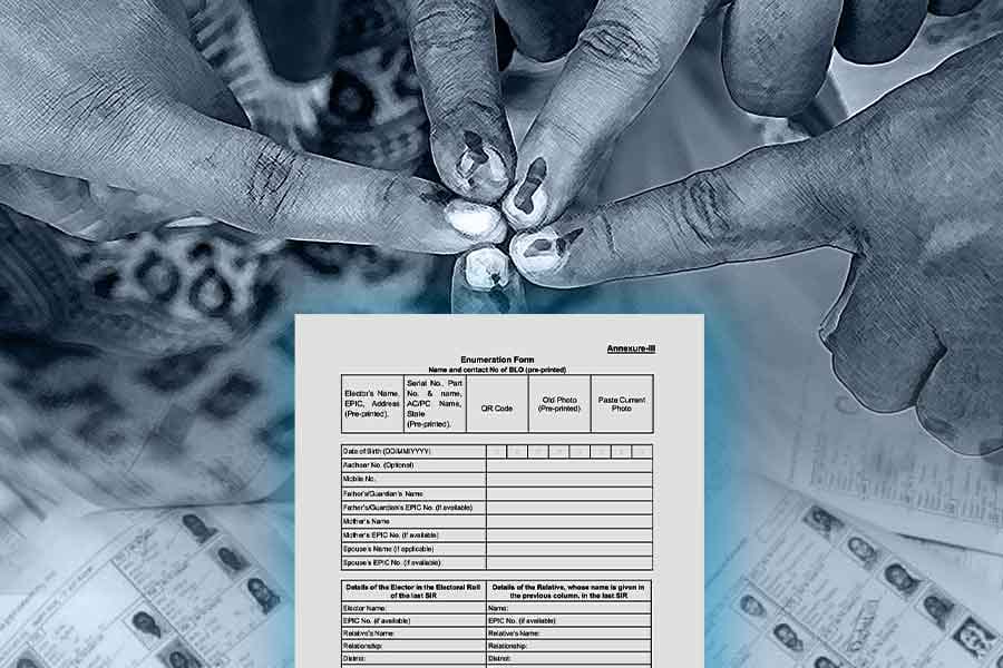 SIR এ নাম বাদে সাড়ে ৫৮ লক্ষ! ভোটার তালিকায় বড়সড় ঝড়