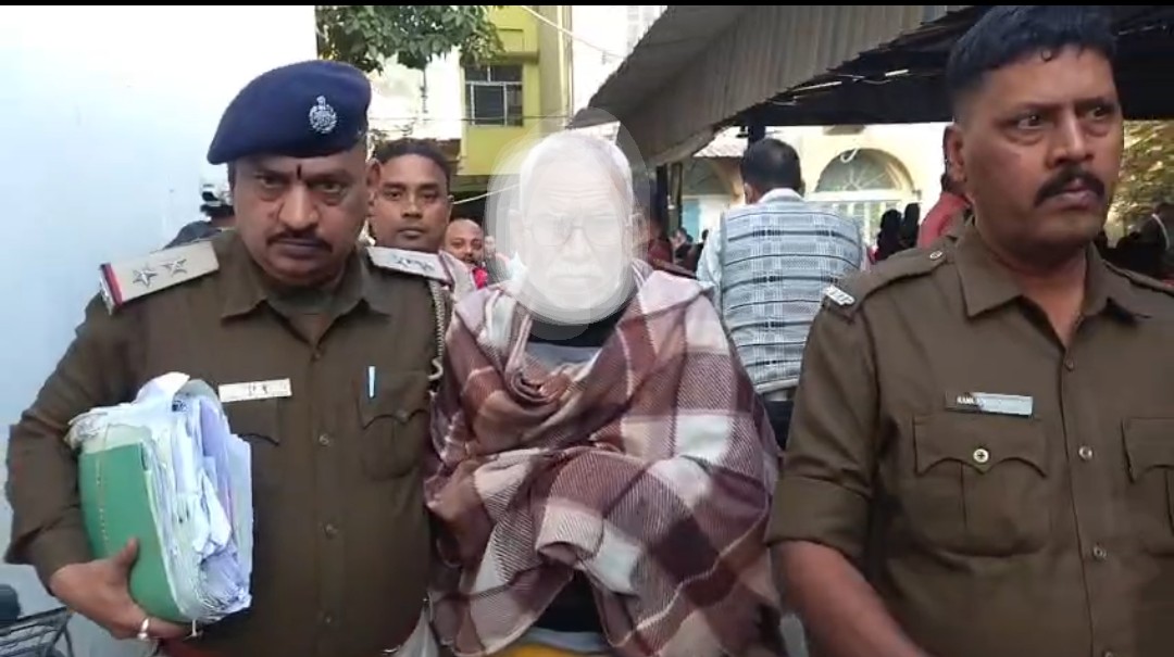 চকলেট দেখিয়ে নাবালিকাকে যৌন নির্যাতন , বৃদ্ধকে ২০ বছরের কারাদণ্ড আদালতের