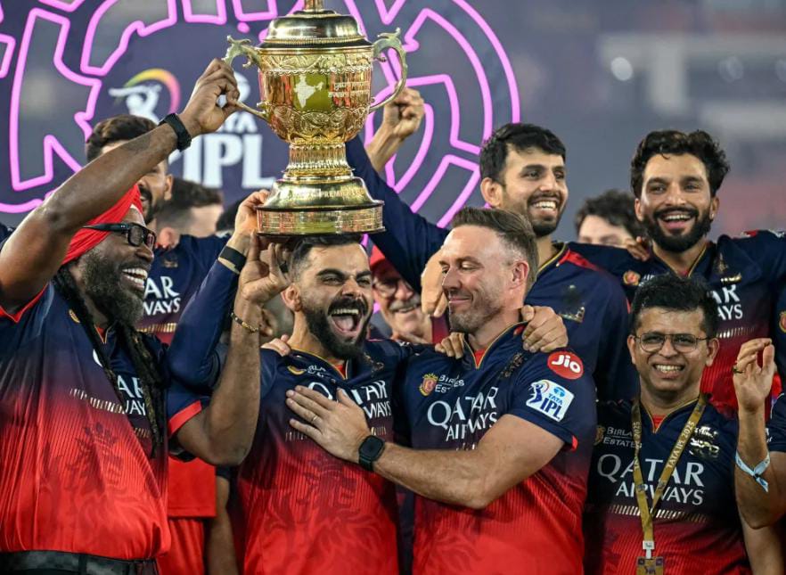 পদপিষ্টকাণ্ডের পরও চিন্নাস্বামীতেই হবে ম্যাচ , শর্তসাপেক্ষে অনুমতি পেল আরসিবি