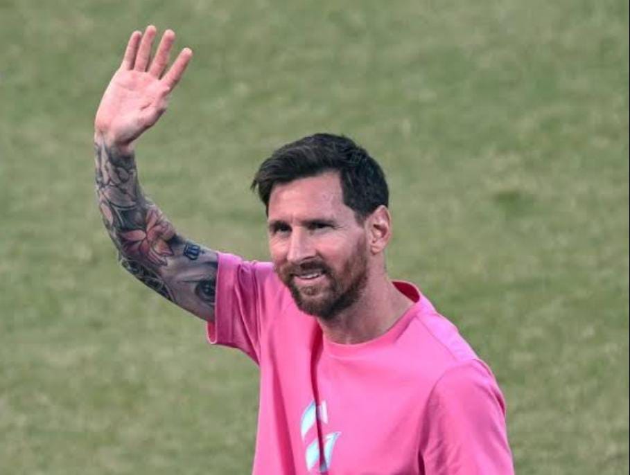 আবার আসিব ফিরে , ভারত সফরের শেষ লগ্নে বার্তা মেসির , চোখে জল সমর্থকদের