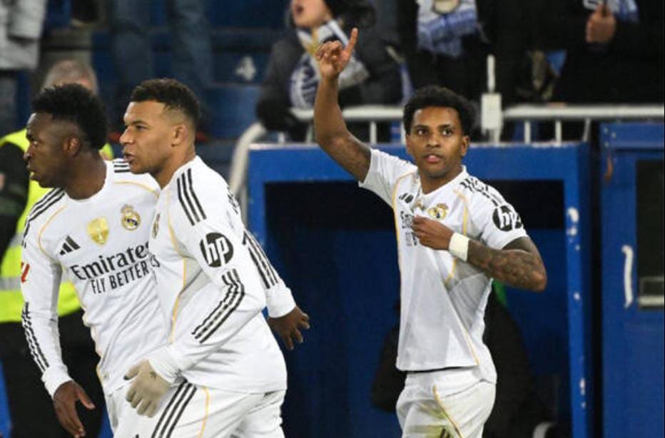 লা লিগা , আলাভেসকে উড়িয়ে জয় রিয়ালের , শীর্ষে বার্সা