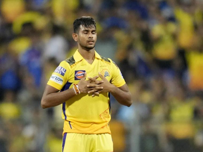 আইপিএল নিলামে একের পর এক ছক্কা , পাথিরানাকে ছিনিয়ে নিল কলকাতা