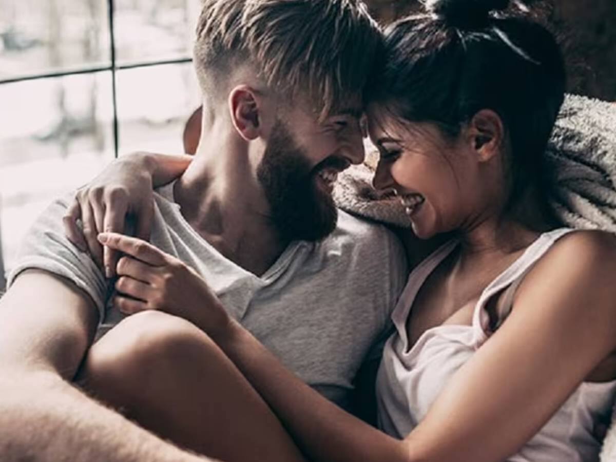 শারীরিক মিলনেই শরীর সুস্থ রাখুন , হার্ট অ্যাটাক থেকে ট্রেস আমাদের বাঁচায় যৌনতা