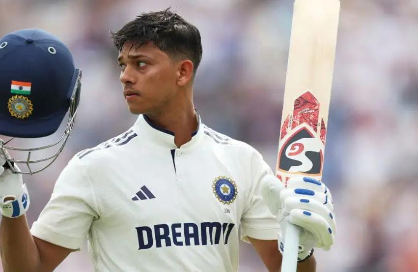 ম্যাচের মাঝেই গুরুতর অসুস্থতা , যশস্বীকে ক্রিকেট থেকে দূরে থাকার পরামর্শ চিকিৎসকদের