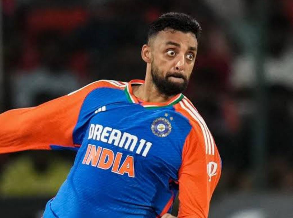 টি টোয়েন্টি ক্রিকেটে নতুন মাইলস্টোন , বুমরাকে টপকে শীর্ষে বরুণ