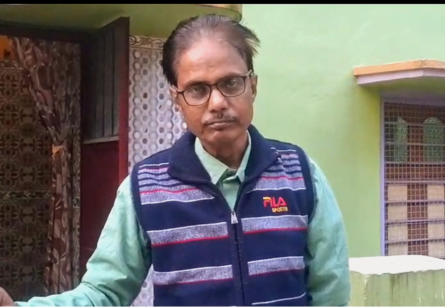 জীবিত নাগরিকের নাম ভোটার তালিকায় মৃত , মোদির সফরের আগেই উত্তপ্ত চাকদা