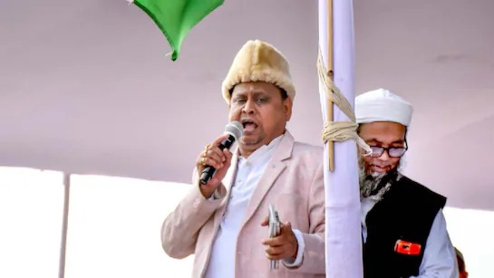 রাত পোহালেই নতুন দল ঘোষণা , তার আগেই নাম–প্রতীক নিয়ে চমক হুমায়ুন কবীরের