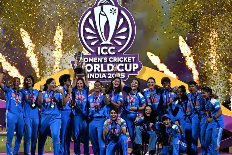 বিশ্বকাপ জিততেই খুলল ভাগ্যের দরজা , ঘরোয়া ক্রিকেটে দ্বিগুণ বেতন পাবেন মহিলারা