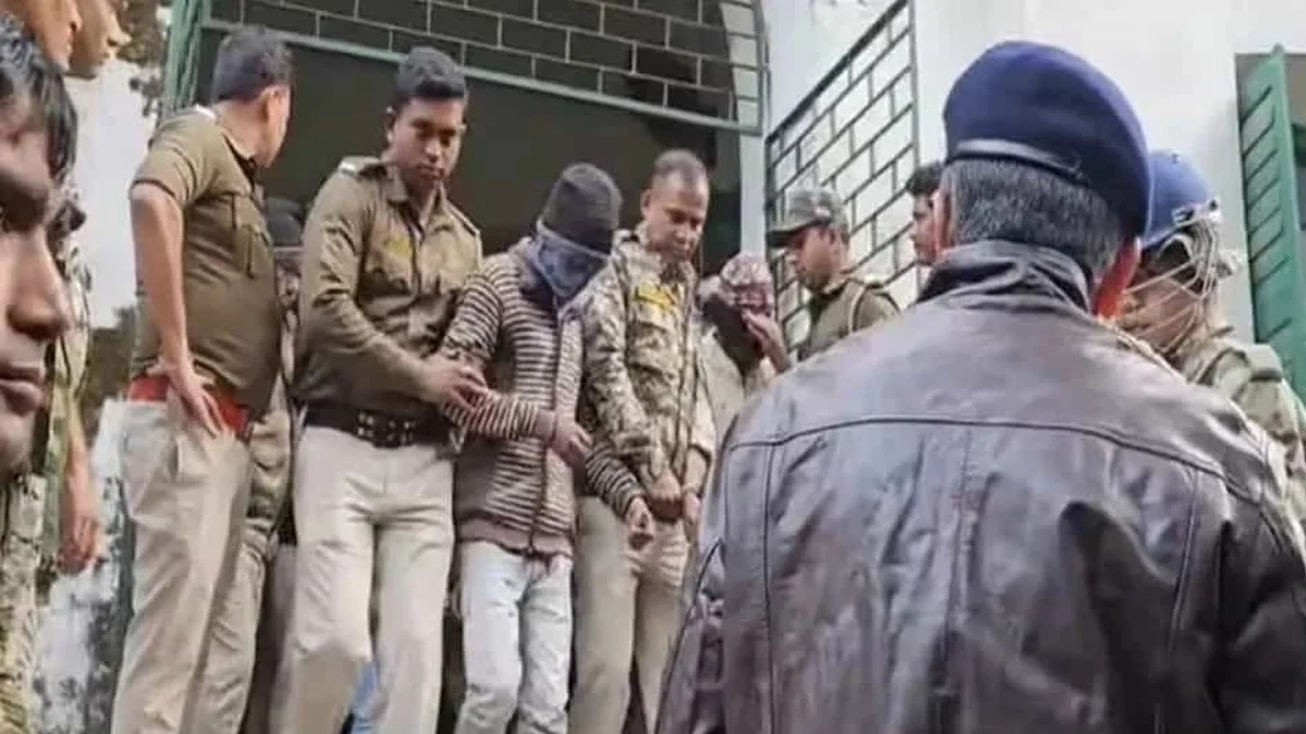 জাফরাবাদে বাবা - ছেলে হত্যাকাণ্ডে রায় , ১৩ জন দোষীর যাবজ্জীবন সাজা ঘোষণা আদালতের