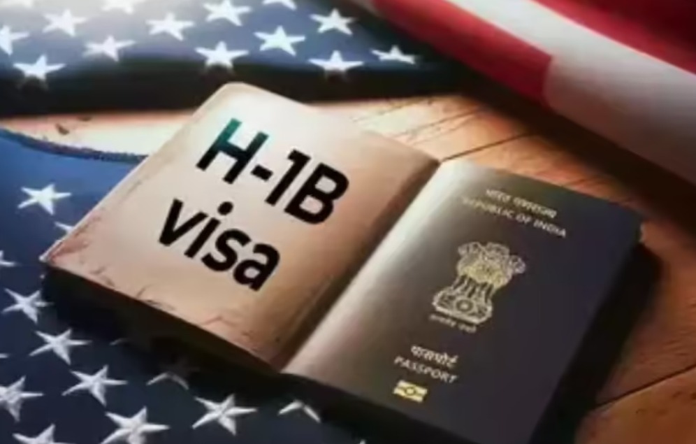 দক্ষতার বিচারেই মিলবে H-1B ভিসা, স্বস্তি ভারতীয়দের
