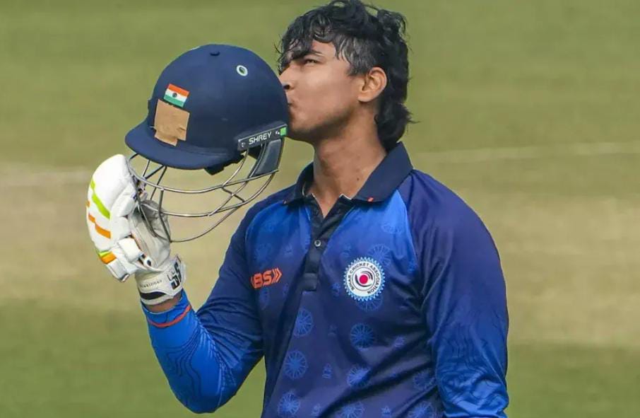 ৩৪ বলে শতরান , ফের বিশ্বরেকর্ড মারকুটে বৈভবের