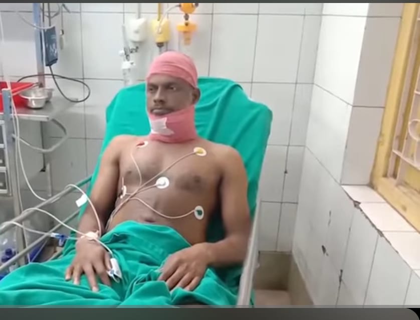 দিনহাটায় প্রকাশ্যে শুটআউট, তৃণমূল কর্মীকে লক্ষ্য করে গুলি দুষ্কৃতীদের