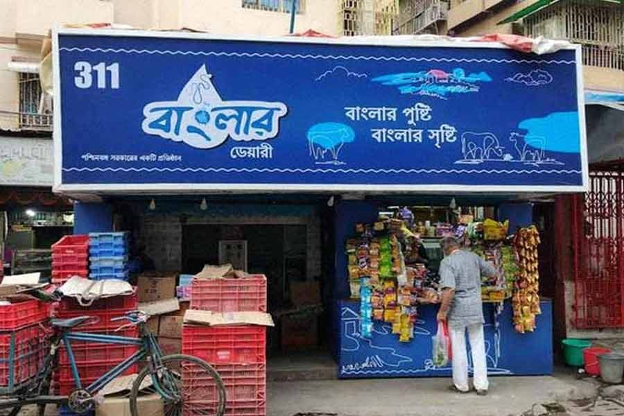 মাদার ডেয়ারি রূপান্তরিত হয়ে বাংলার ডেয়ারি , মন্ত্রিসভার বৈঠকে ঘোষণা চন্দ্রিমা ভট্টাচার্যের