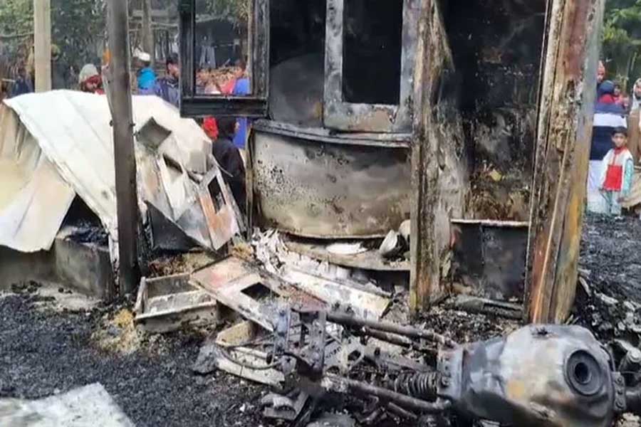 অগ্নিগর্ভ বাংলাদেশ, আগুনে ঝলসে মৃত্যু বিএনপি নেতার বড় মেয়ের