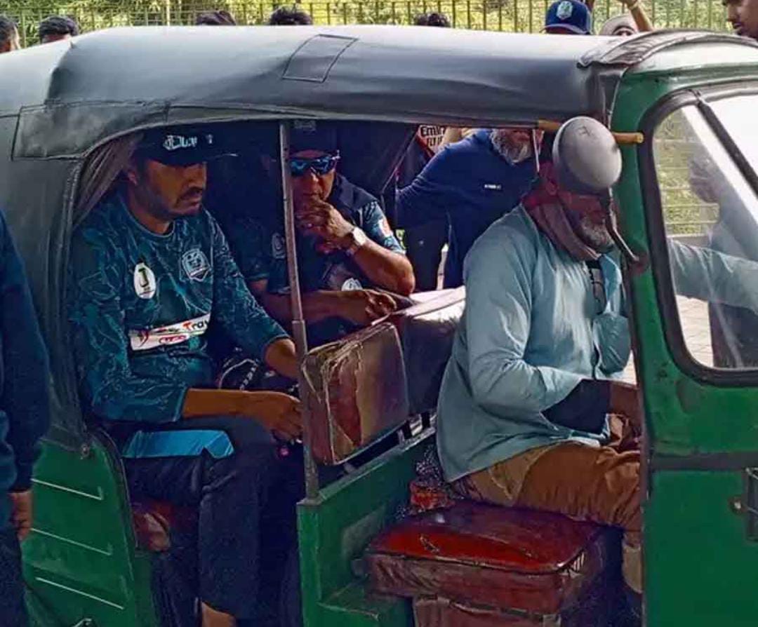 বেহাল দশা বাংলাদেশের , বল কেনার টাকা নেই ,  রেগেমেগে অটোয় উঠে চম্পট কোচের