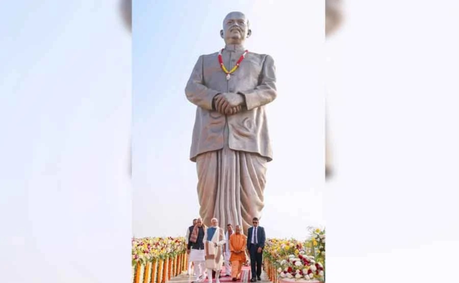 যোগীরাজ্যে ঐতিহাসিক মুহূর্ত, ৬৫ ফুট লম্বা শ্যামাপ্রসাদের ব্রোঞ্জ মূর্তি উন্মোচন