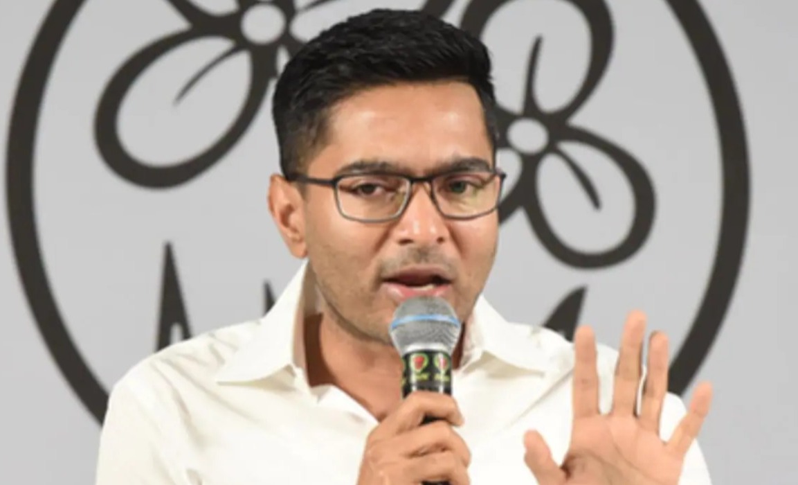 জানুয়ারিতে নন্দীগ্রামের দুটি ব্লকে ‘সেবাশ্রয় শিবির’ চালুর নির্দেশ অভিষেকের