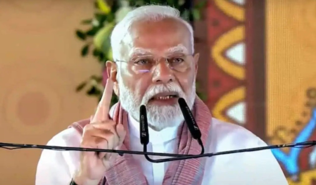 “দেশের নিরাপত্তা, ক্রীড়া, বৈজ্ঞানিক ক্ষেত্রে ২০২৫ গর্বের বছর”, ‘মন কি বাতে’ ভারতমাতার জয়গান মোদির গলায়