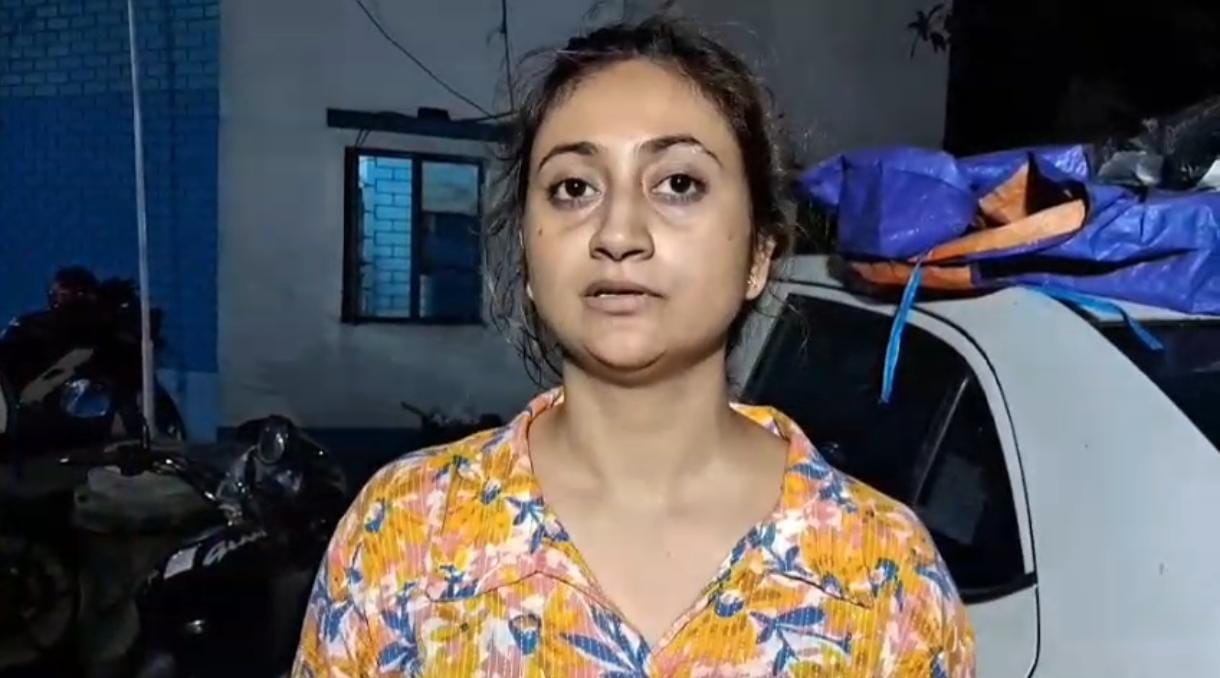 সিটিসেন্টারে ভর সন্ধ্যায় দুঃসাহসিক ছিন্তায় , ঘটনায় স্তম্ভিত স্থানীয়রা
