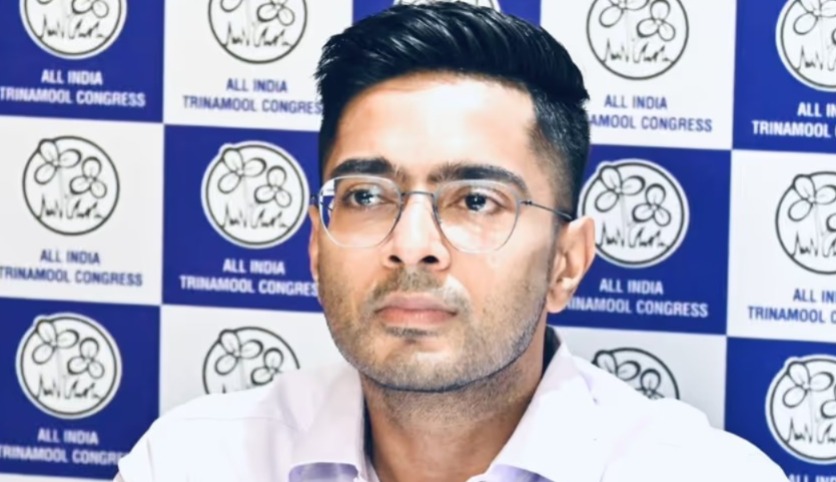 SIR নিয়ে কমিশনের একাধিক সিদ্ধান্তে অসন্তুষ্ট, দিল্লিতে অভিষেকের নেতৃত্বাধীন তৃণমূলের প্রতিনিধি দল