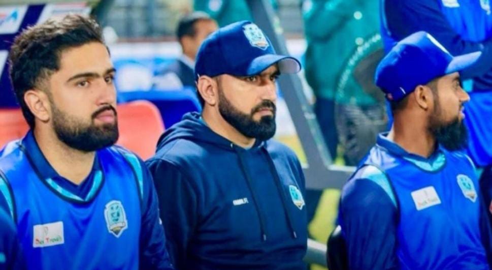 বাংলাদেশ প্রিমিয়ার লিগে ফের বিতর্ক , পরিচয় গোপনের অভিযোগে বিপাকে নোয়াখালির কোচ