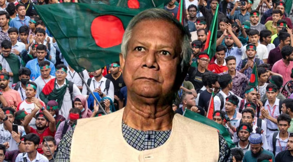 নৈরাজ্যের বাংলাদেশ, হিন্দু প্রৌঢ়কে অস্ত্রের কোপ, জ্যান্ত পুড়িয়ে মারার চেষ্টা