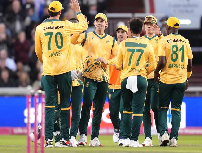 গতবারের খামতি পুষিয়ে নিতে প্রস্তুত , স্টাবসকে বাদ দিয়ে টি টোয়েন্টি বিশ্বকাপের দল ঘোষণা দক্ষিণ আফ্রিকার