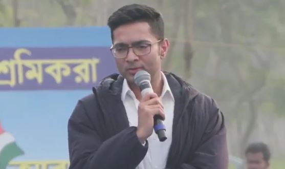 সব বুথে জোড়াফুল ফোটাতে হবে , আলিপুরদুয়ারের সভা থেকে বিজেপিকে উৎখাতের ডাক অভিষেকের