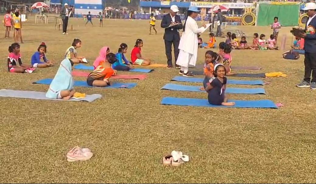 নদীয়ায় আয়োজিত ৪১ তম বার্ষিক ক্রীড়া প্রতিযোগিতা , অংশগ্রহণ ৪৭০ জন প্রতিযোগীর