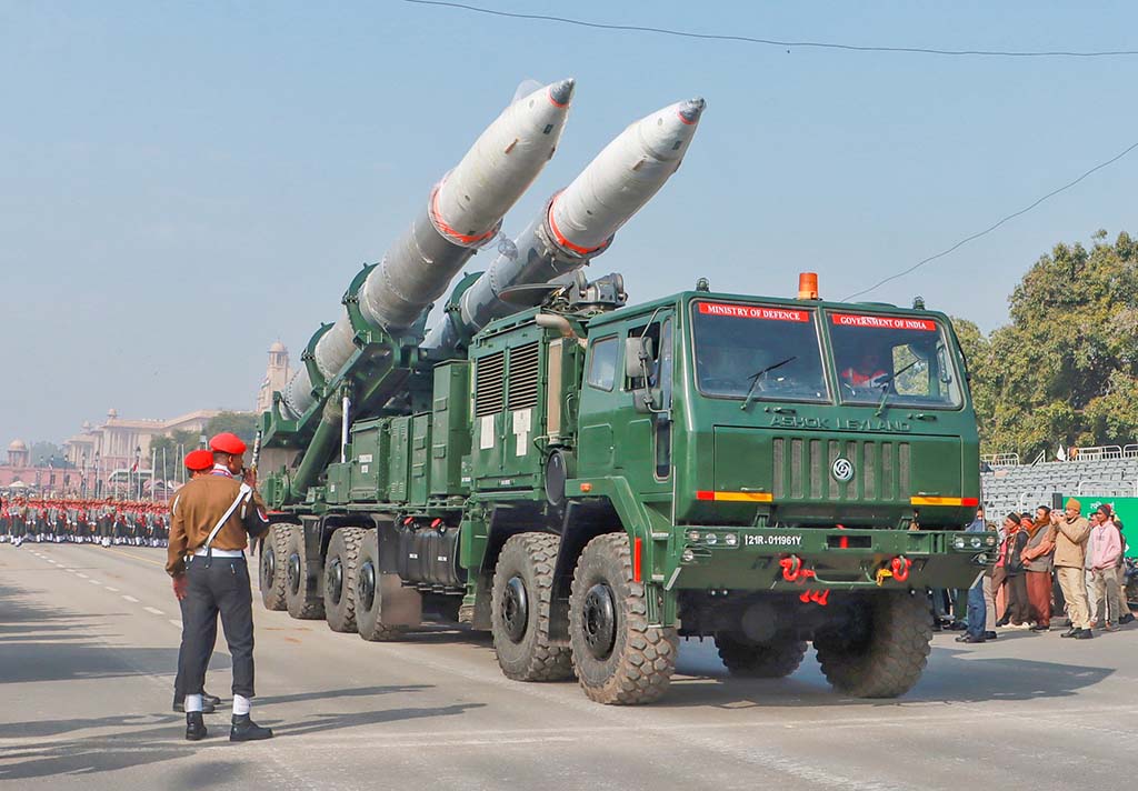 আর্টিলারি শেল , বিশ্বের প্রথম দেশ হিসেবে ভারতীয় সেনা পাবে এই বিশেষ অস্ত্র