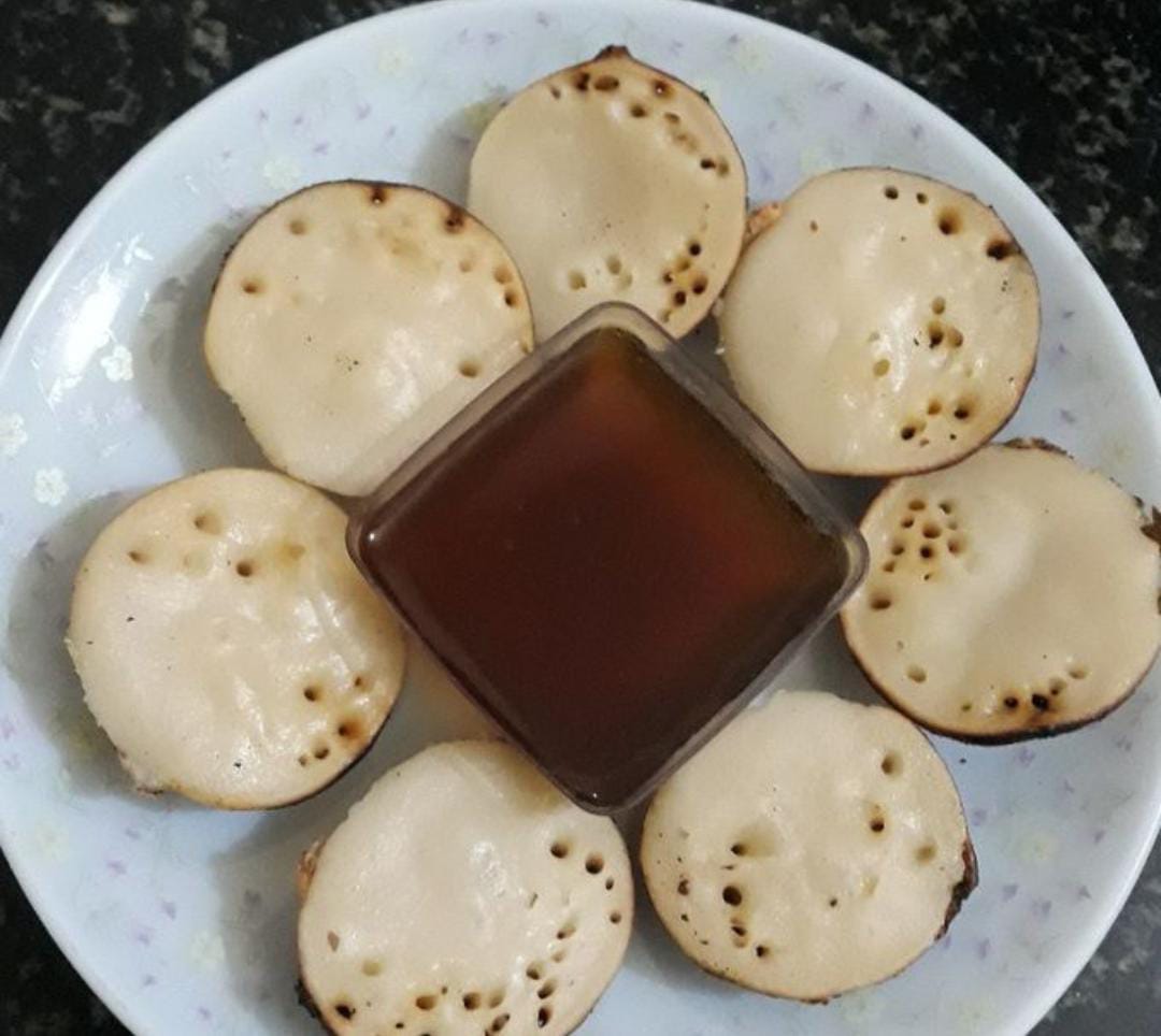 চটজলদি বানিয়ে ফেলুন চিতই পিঠে