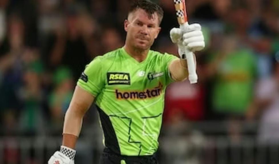 ৬৫ বলে ১৩০ , একগুচ্ছ ব্যাটারকে টপকে কোহলির রেকর্ড স্পর্শ ওয়ার্নারের