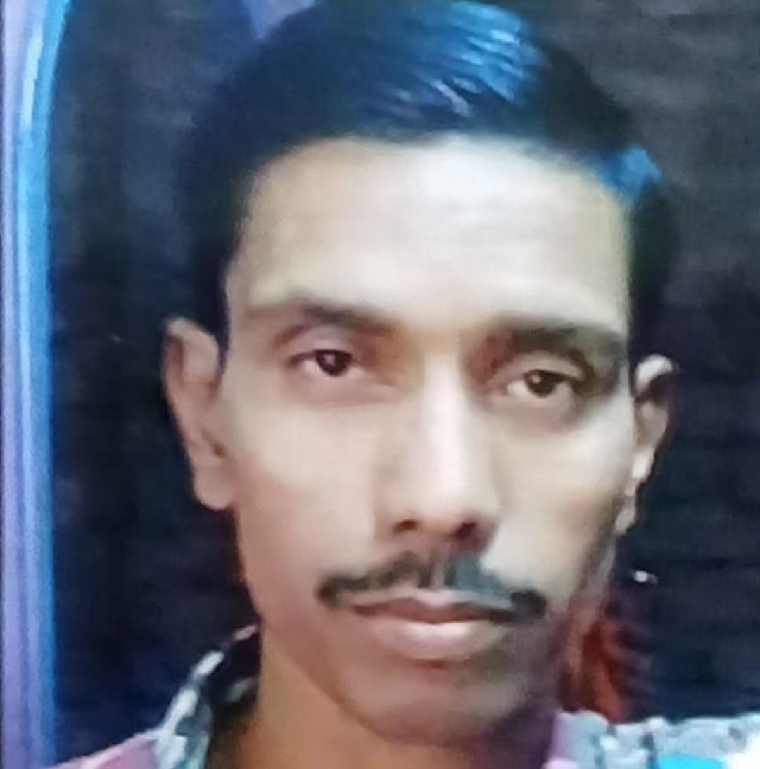 জনবহুল হাসপাতাল চত্বরে প্রকাশ্যে ছুরি মারার অভিযোগ , গুরুতর আহত গাড়িচালক