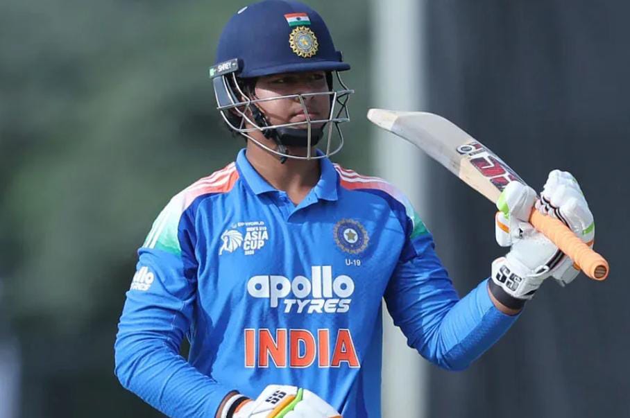 পন্থের ঘাড়ে কোপ , দ্রুততম অর্ধ শতরানের রেকর্ড বৈভবের