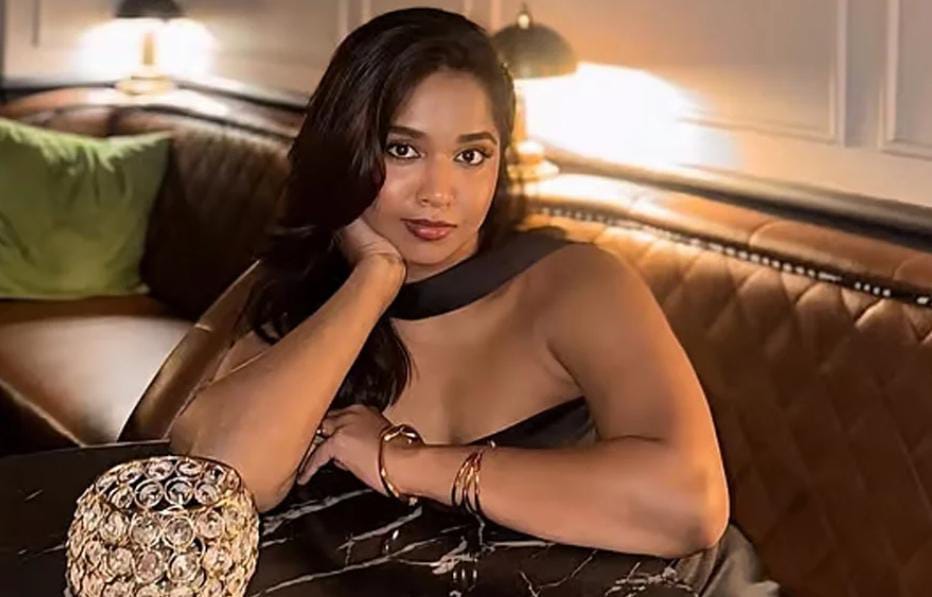 নিহতের পরিবারের থেকে ৪ লক্ষ টাকা লুট , বিস্ফোরক দাবি নিকিতার বোনের