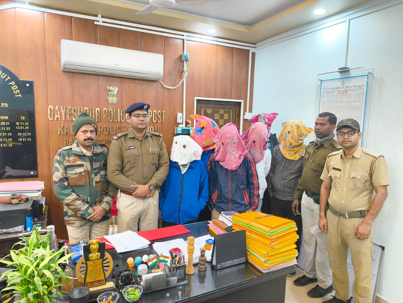 শীতের মরসুমে চাদরের তলায় জুয়ার আসর , ফের বড়সড় সাফল্য পেল গয়েশপুর থানার পুলিশ