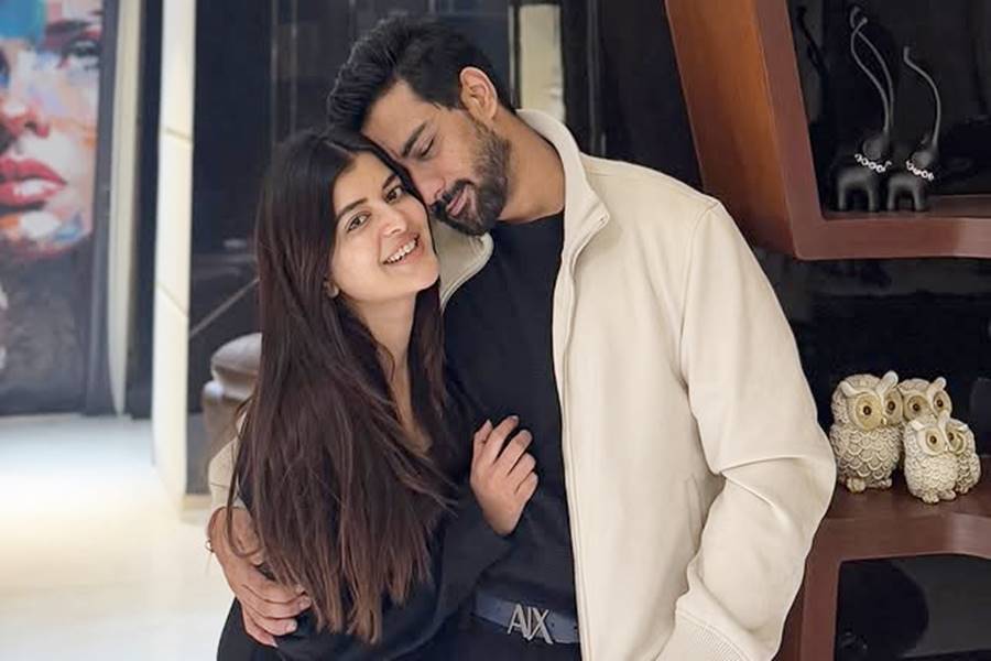 বিচ্ছেদের পর নতুন সংসার , বিয়ের পিঁড়িতে বসতে চলেছে মধুমিতা