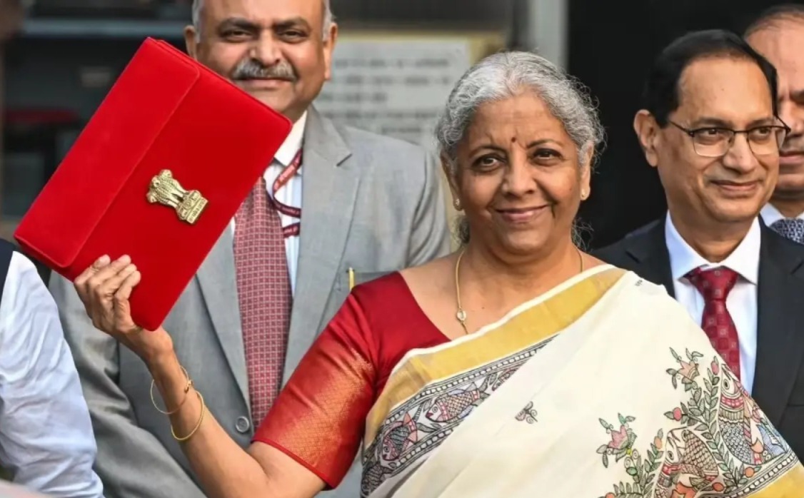 জল্পনার অবসান, রবিবারই কেন্দ্রীয় বাজেট পেশ