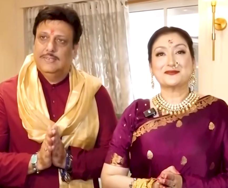 বিবাহ - বিচ্ছেদ জল্পনায় জল ঢাললেন , গণেশ চতুর্থীতে হতে হাত রাখলেন গোবিন্দা - সুনিতা